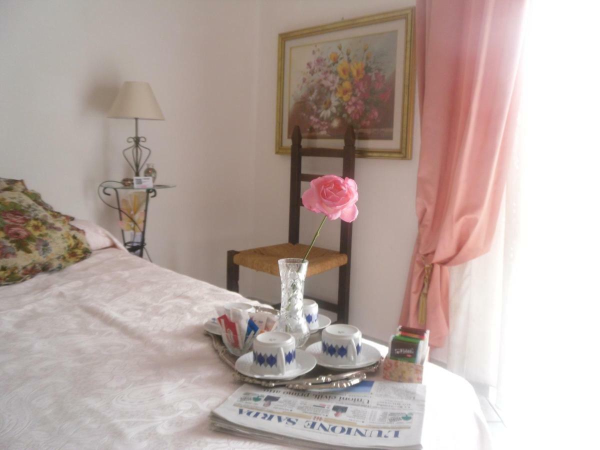 Italia Guesthouse Milis ภายนอก รูปภาพ